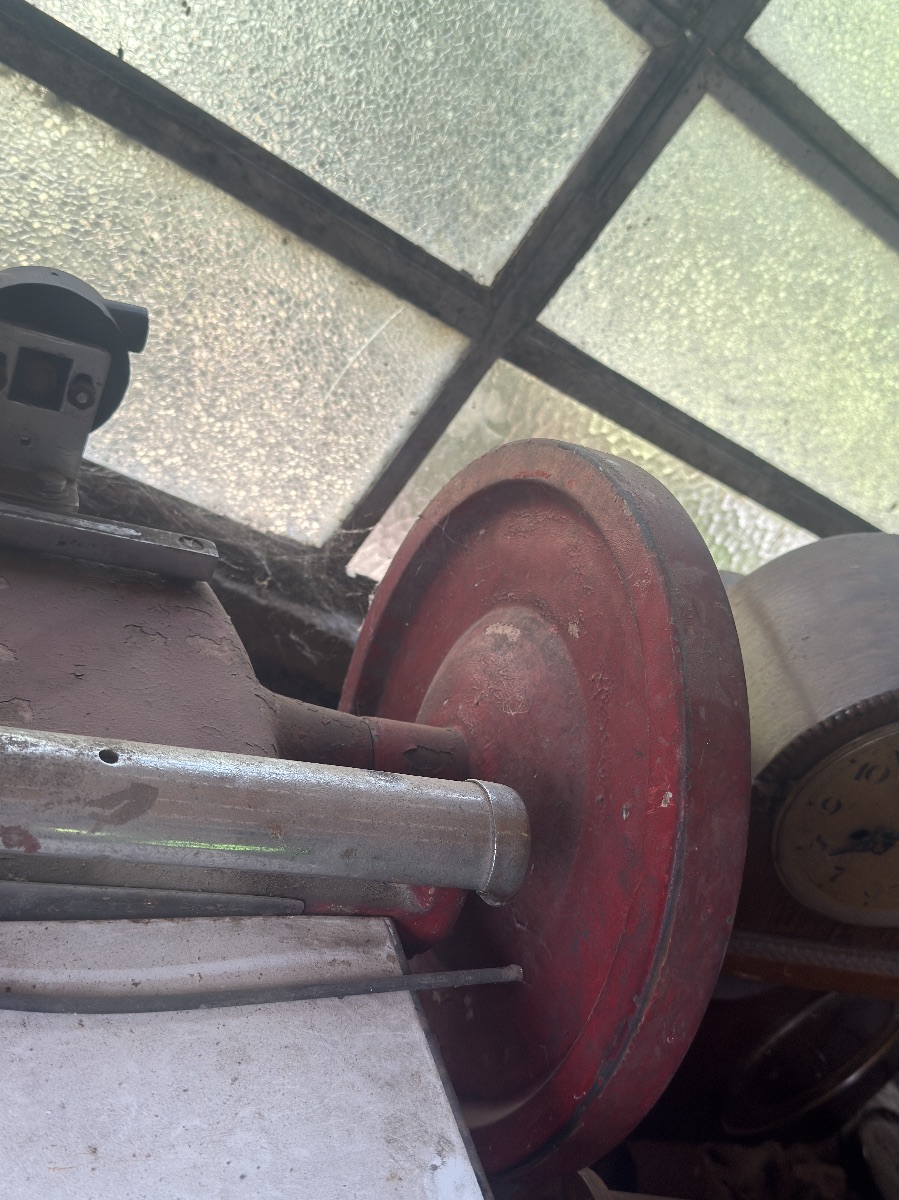 Cortadora de fiambre antigua