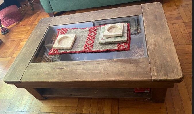 Mesa ratona de álamo maciza con cajón dividido