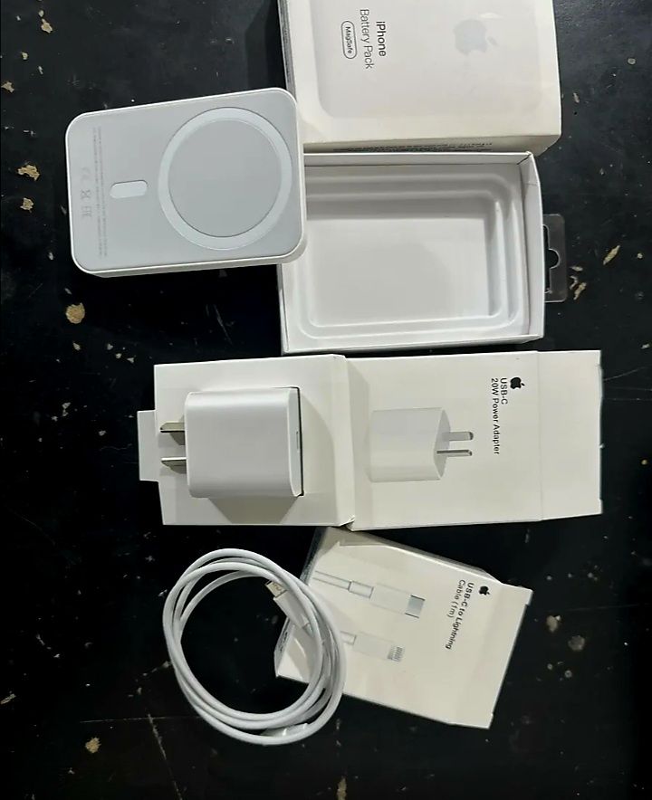 Cargador portátil iphone 12-16 20w