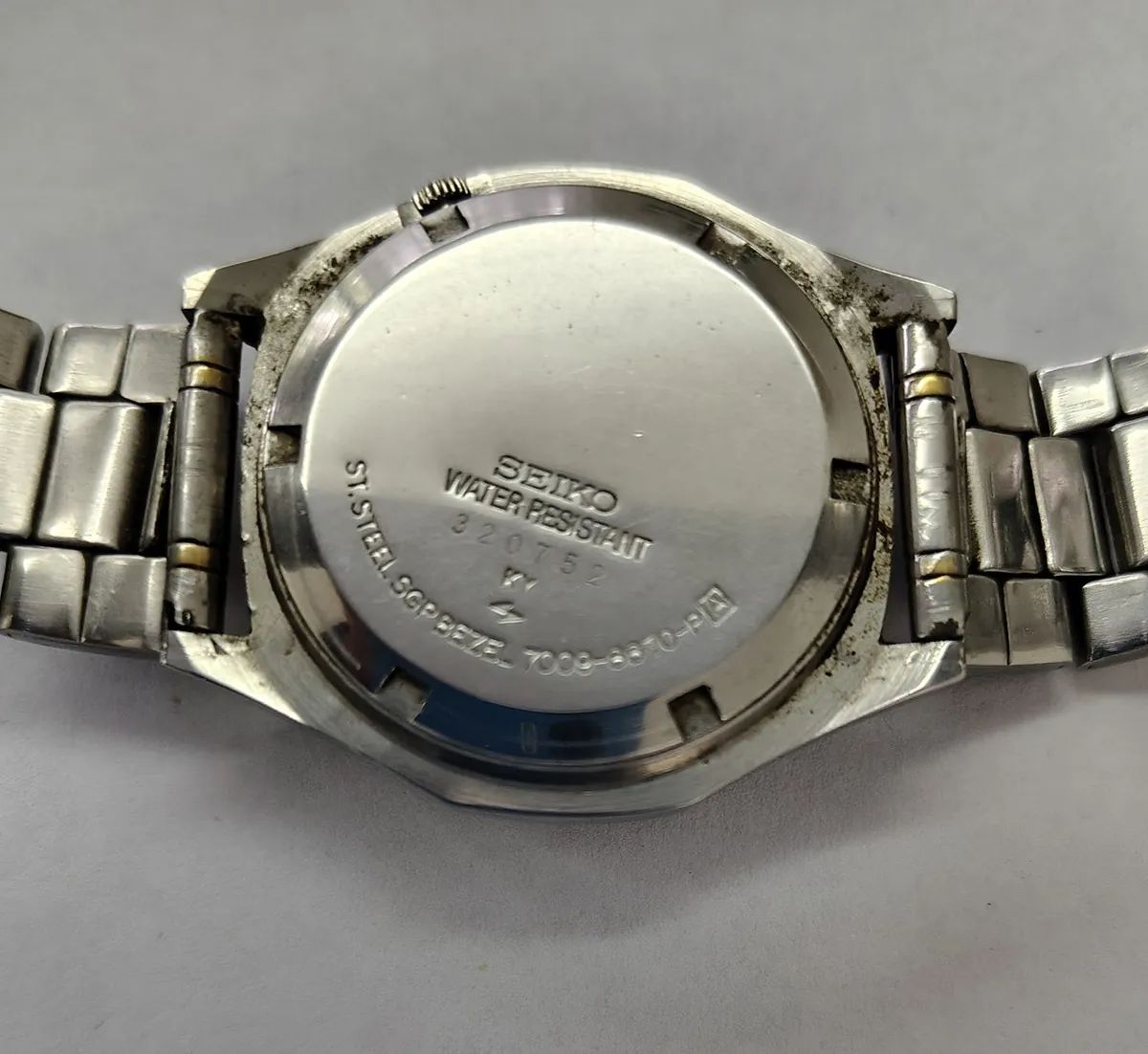 Reloj Seiko 5 Automatico Vintage Plateado-borde Dorado 