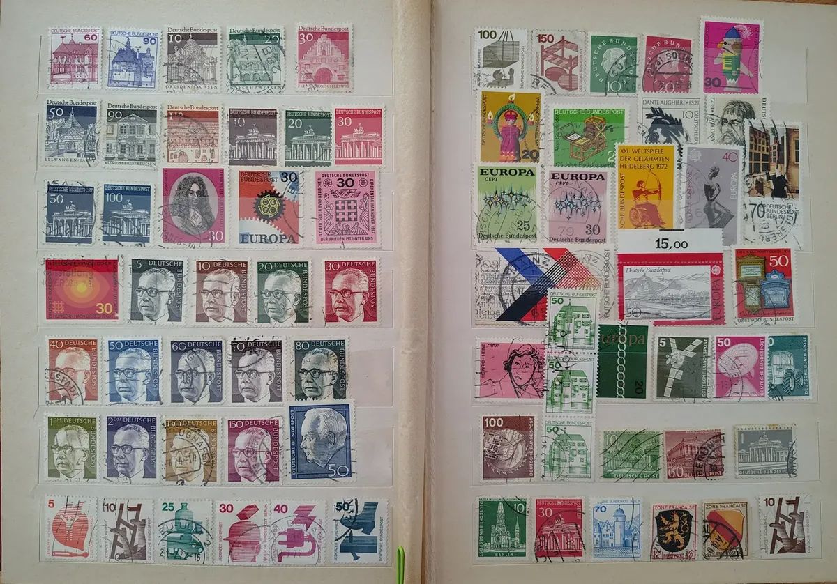 440 Estampillas de Alemania, Austria y Suiza- Incluye clasificador