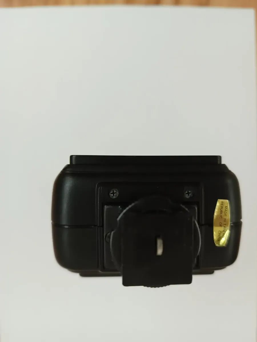 Flash Sakar 27 M Con Caja Y Manual 