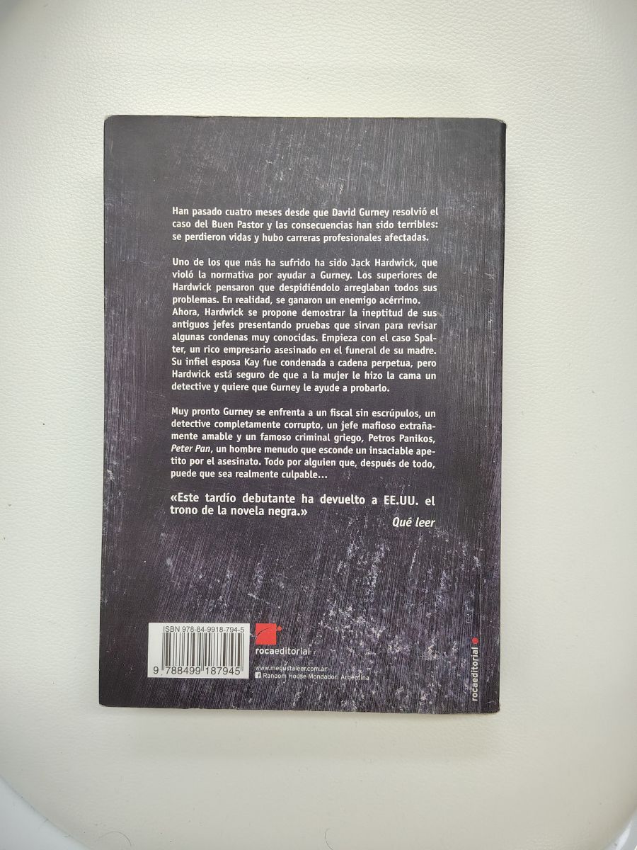 No Confíes en Peter Pan - John Verdon