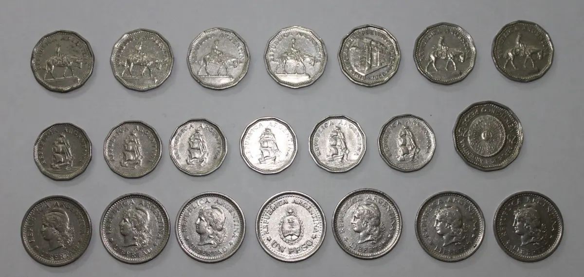 21 monedas argentinas años 50 y 60