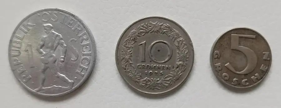 3 monedas antiguas de Austria
