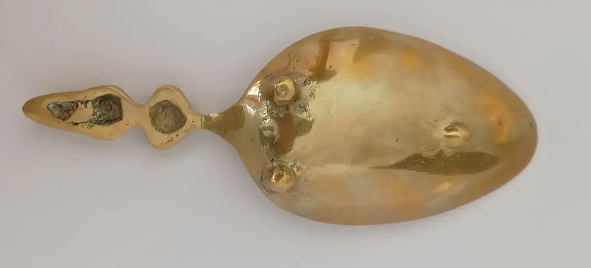 Antiguo cenicero de bronce - Decorativo