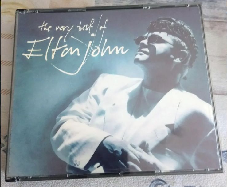 Cd Elton John The Very Best Of, 2 Cds En Excelente Estado