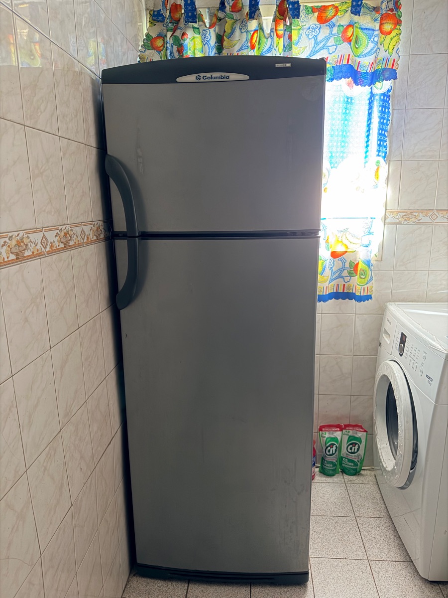 Heladera No Frost Columbia de 570 Lts