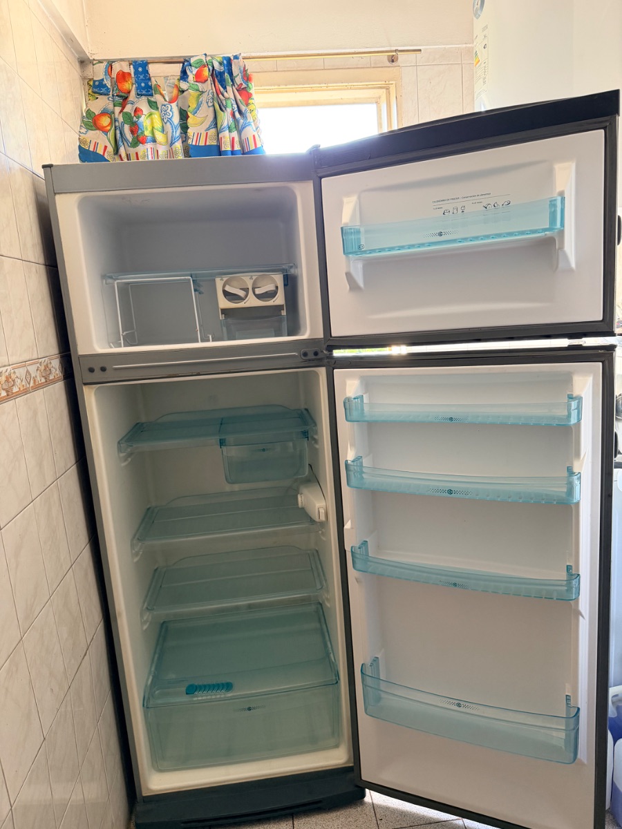 Heladera No Frost Columbia de 570 Lts