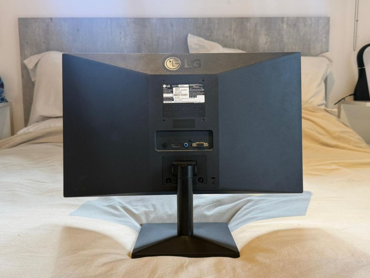 Monitor LG 20MK400H 20” – 75Hz – Excelente estado