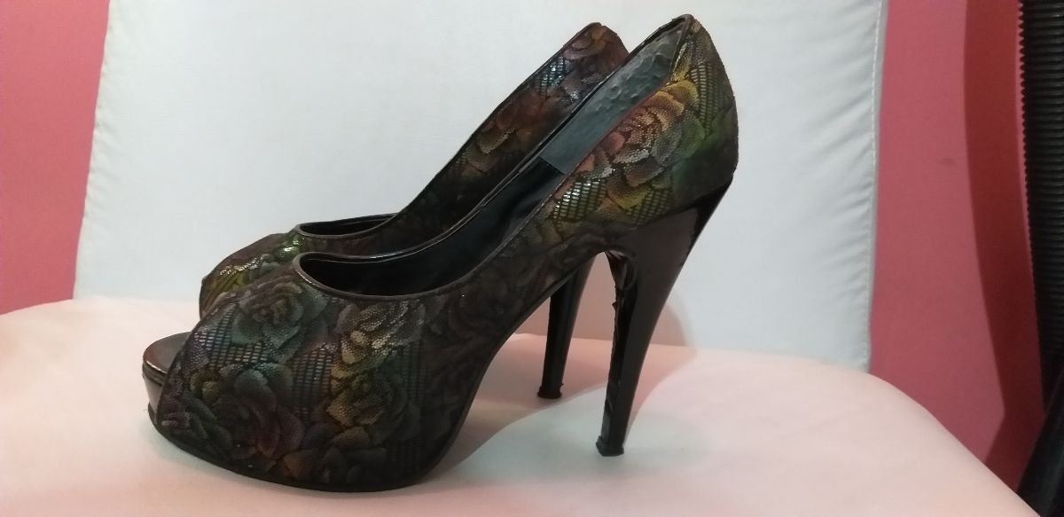 CALZADO FEMENINO TACO ALTO PLATAFORMA SIN USAR
