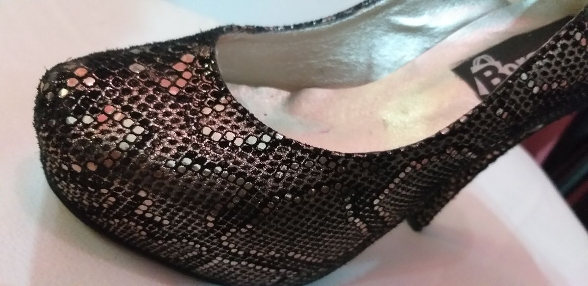 CALZADO FEMENINO TACO ALTO PLATAFORMA SIN USAR