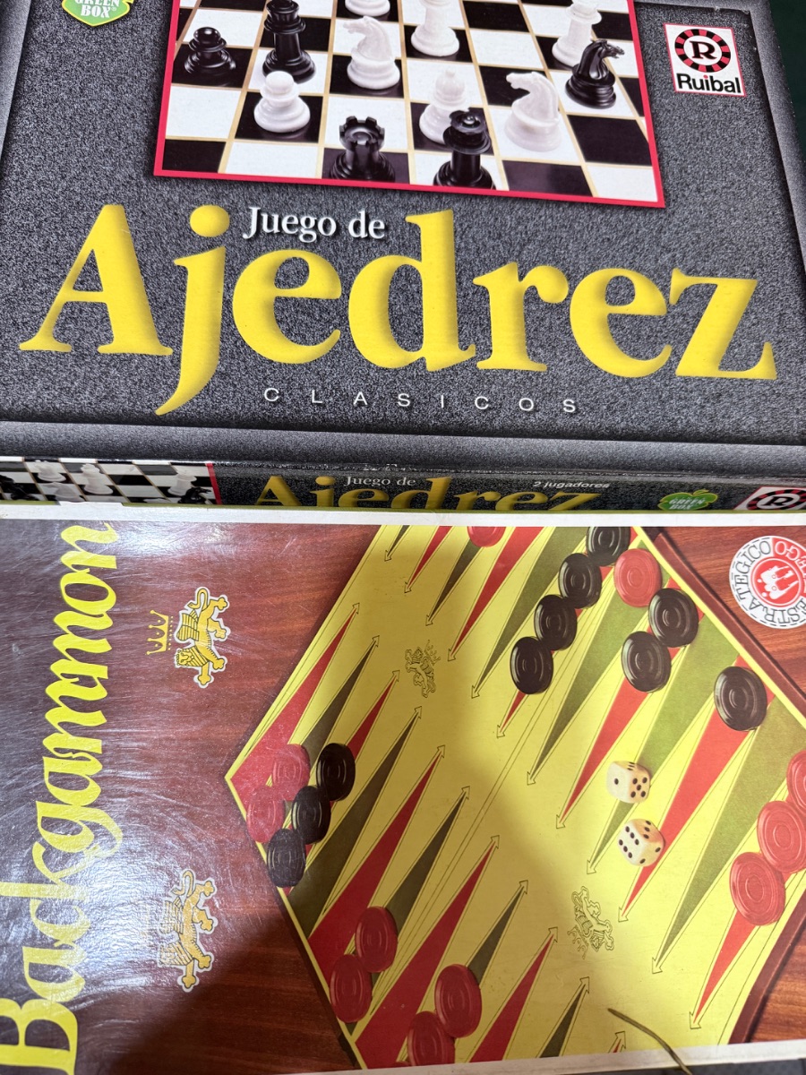 Juegos de mesa varios