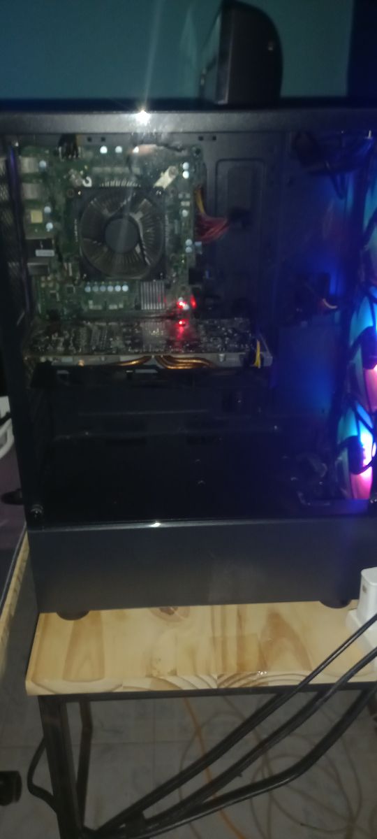 PC Gaming | Rayzen 7 | RX 570 8gb | Ram 16 | 500gb almacenamiento | 500w
