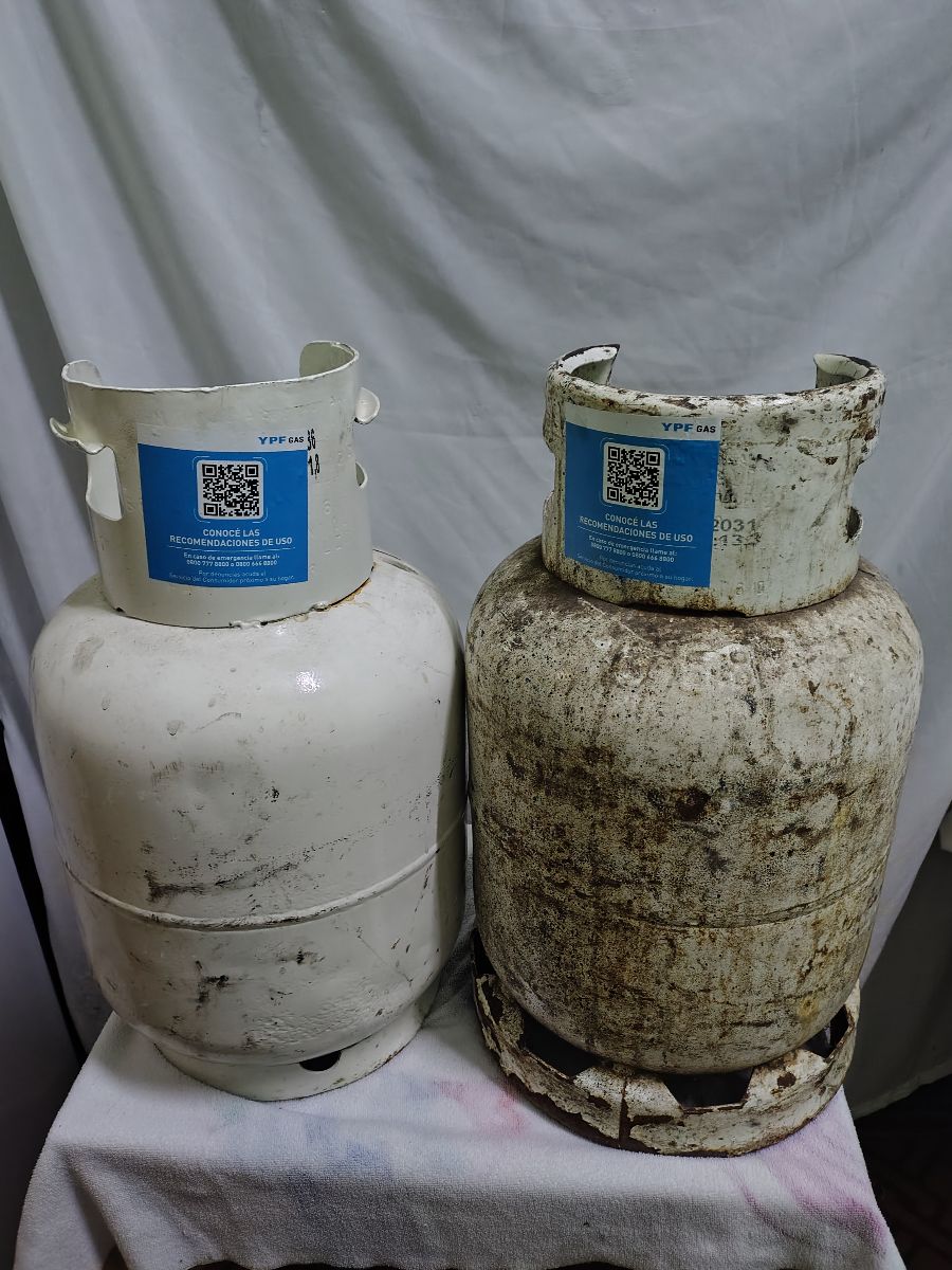 Par de Garrafas YPF 10kg - Vencimiento Largo (2035 y 2031)