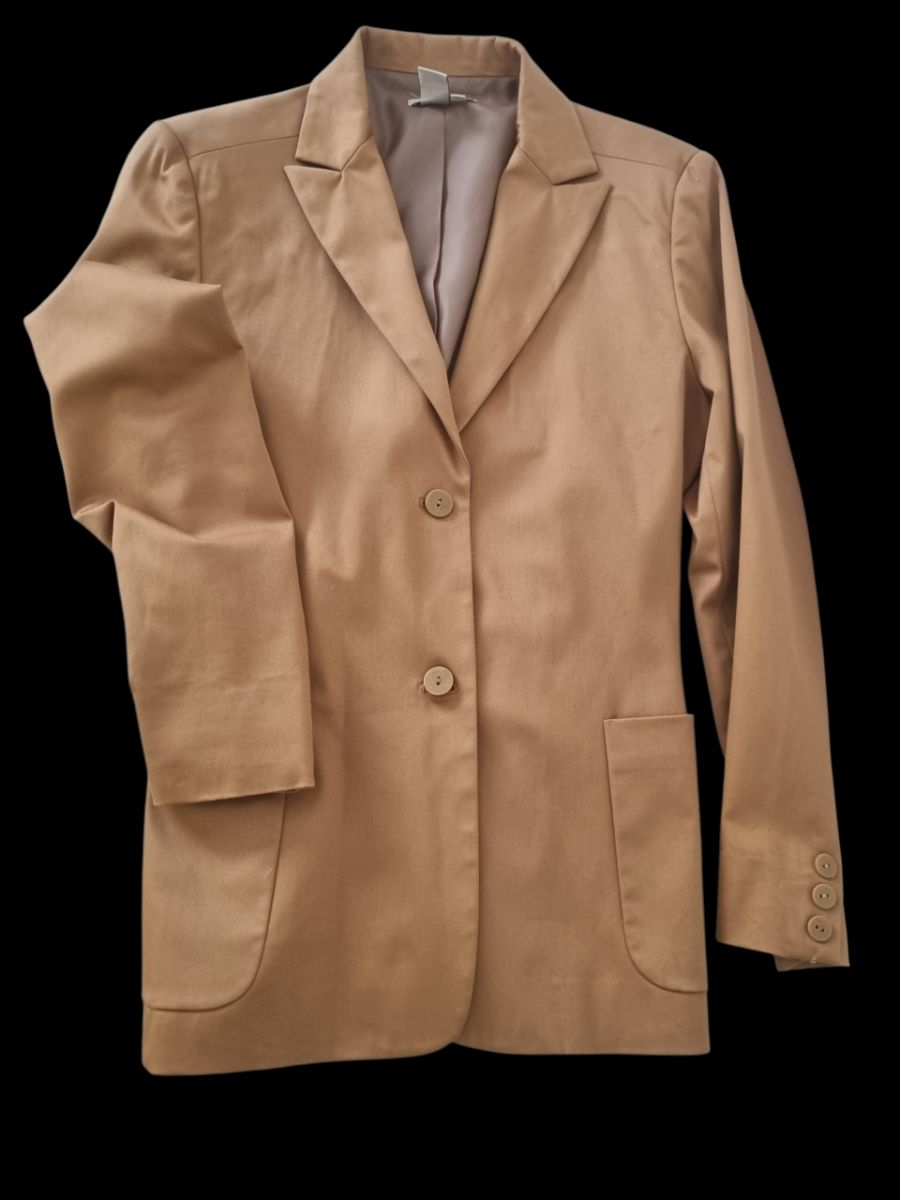 Blazer Zara color camel