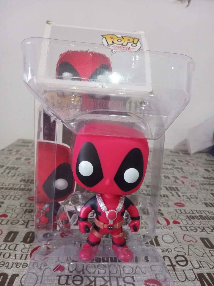 Funko pop Deadpool original.