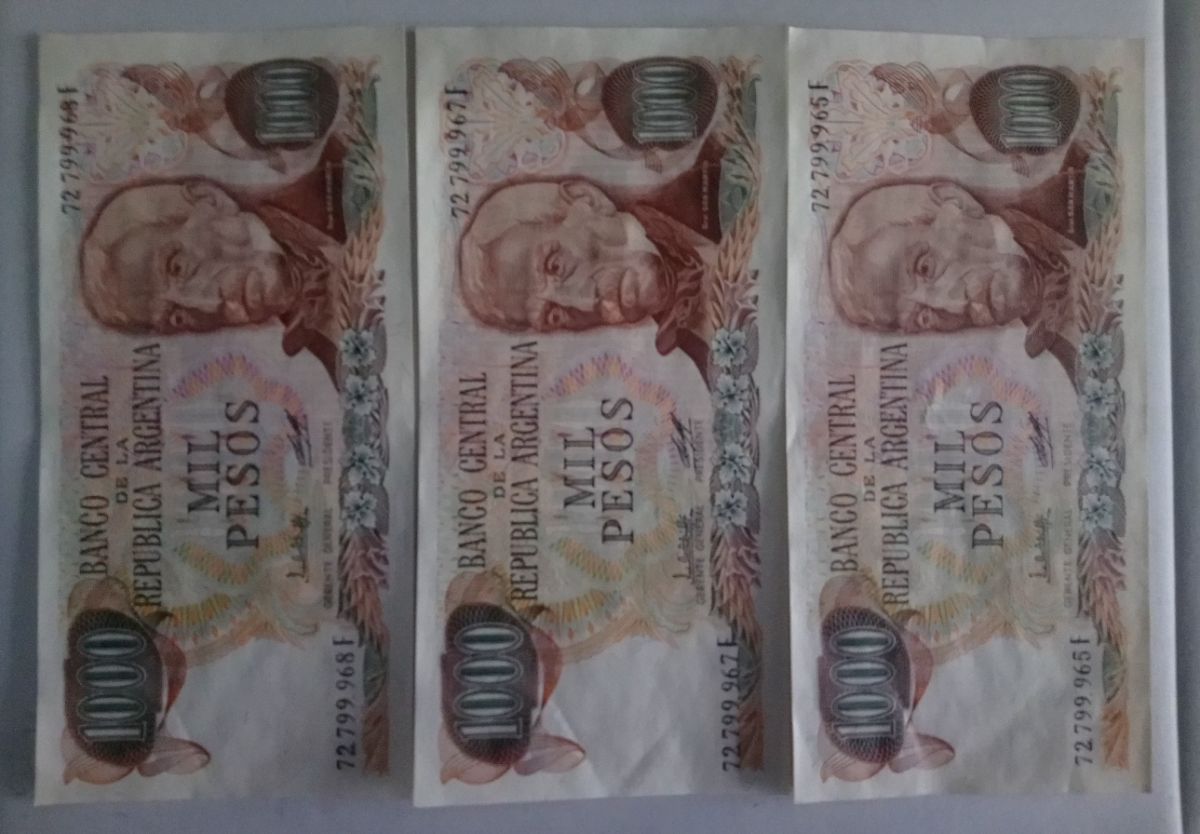 3 Billetes de 1000 pesos ley impecables.