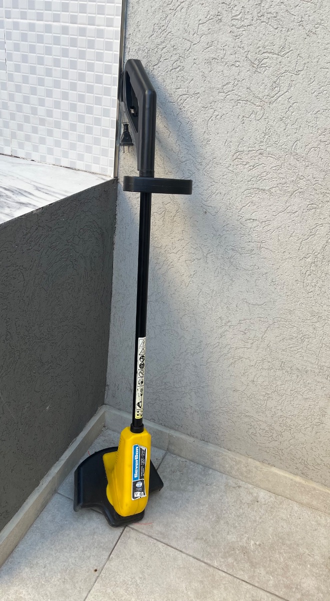 Máquina cortar pasto SEVERBON BP 620