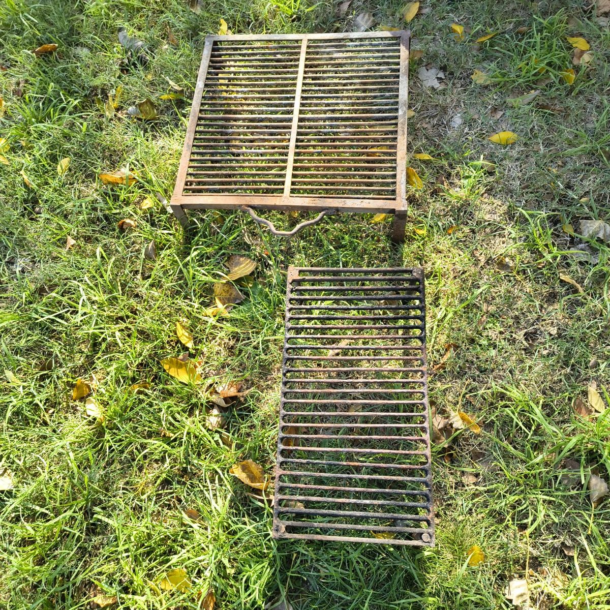 Mesa Plegable/valija Con 4 Banquitos