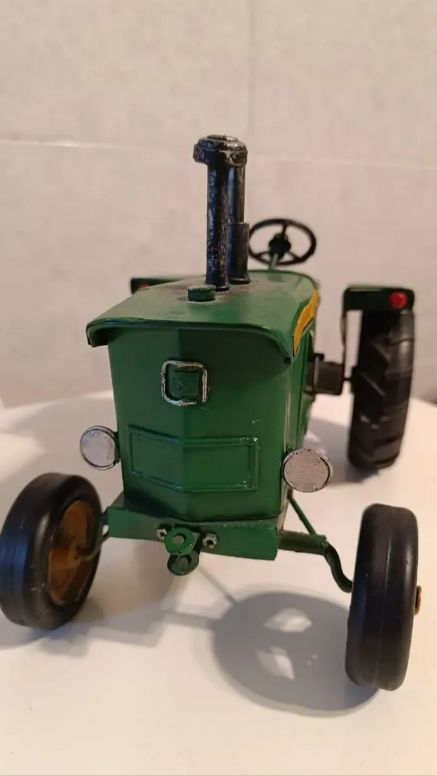 Tractor De Metal Tipo JD Decorativo