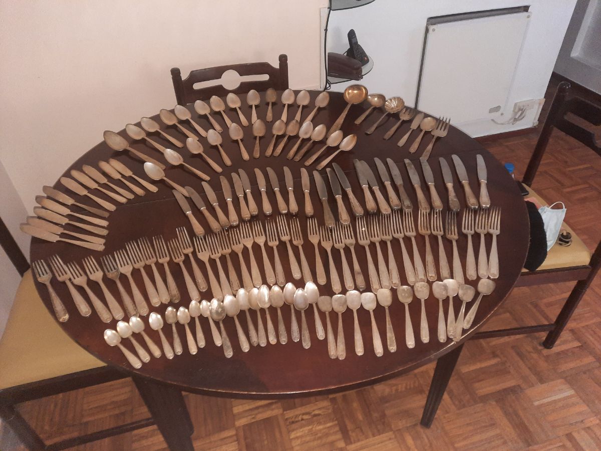 JUEGO DE CUBIERTOS MUY ANTIGUO PLATA LAPPAS