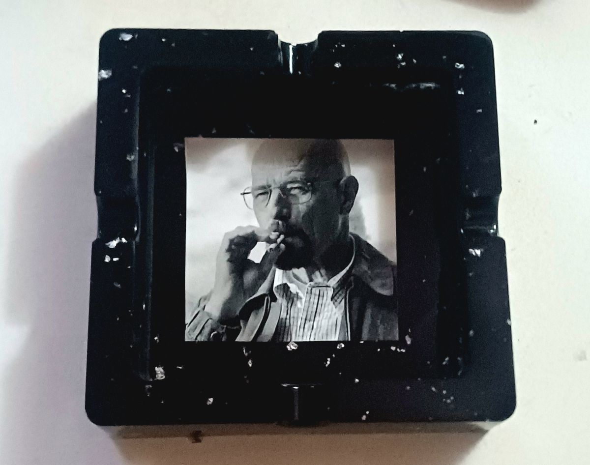 Ceniceros de resina personalizados