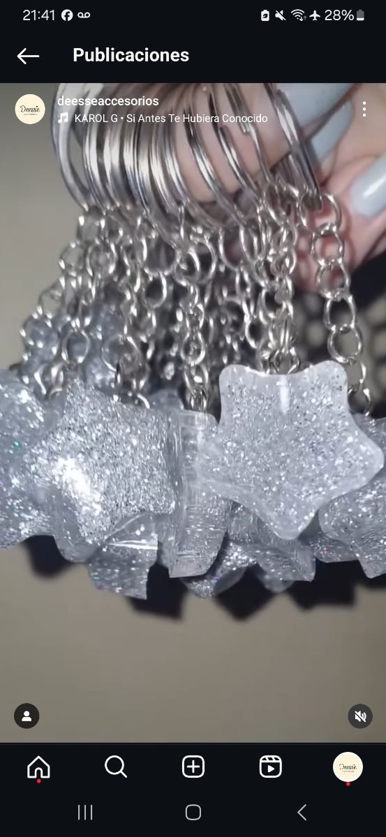 Llaveros de resina personalizados