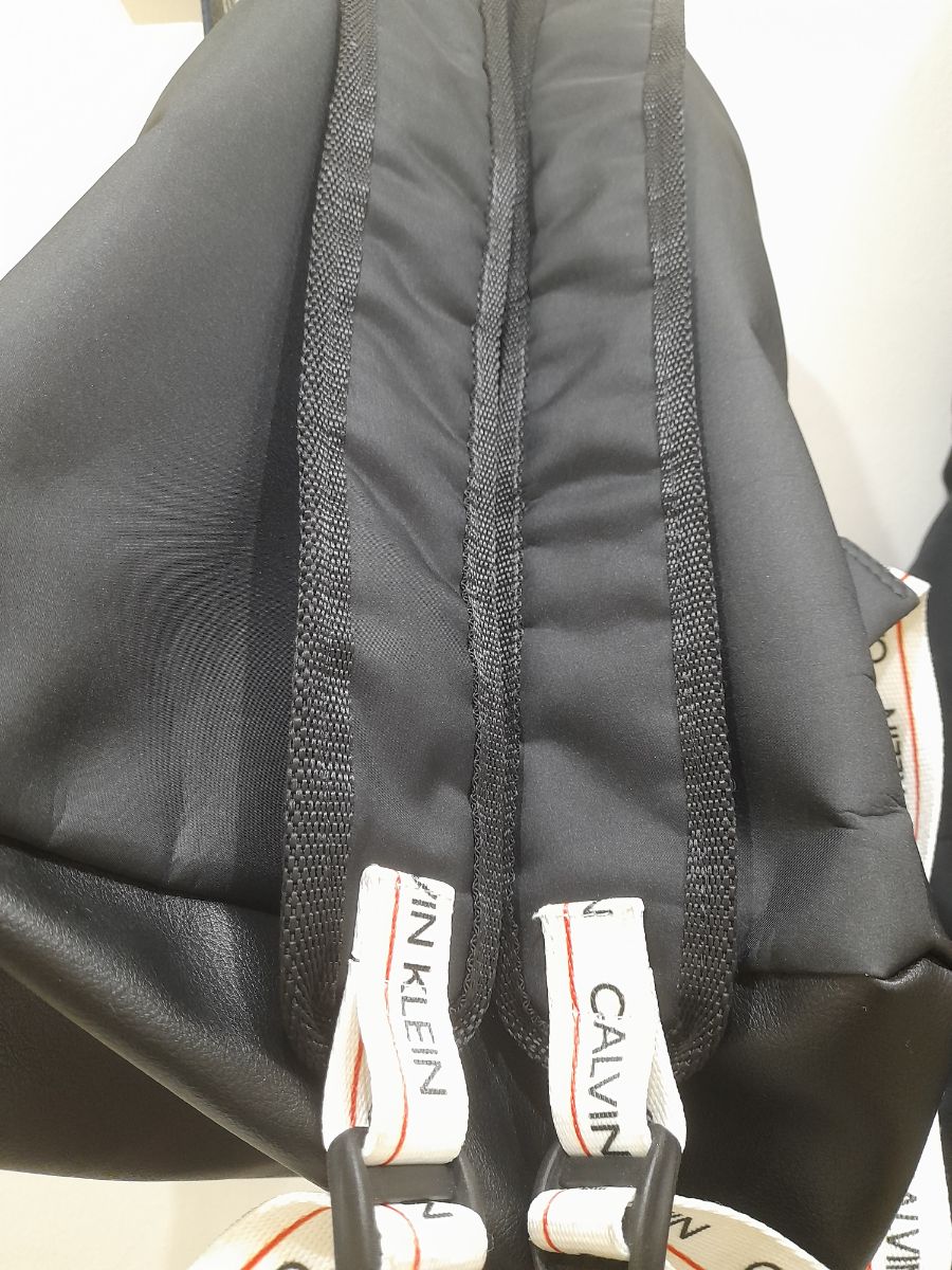 Mochila Everyone del perfume de Calvin Klein