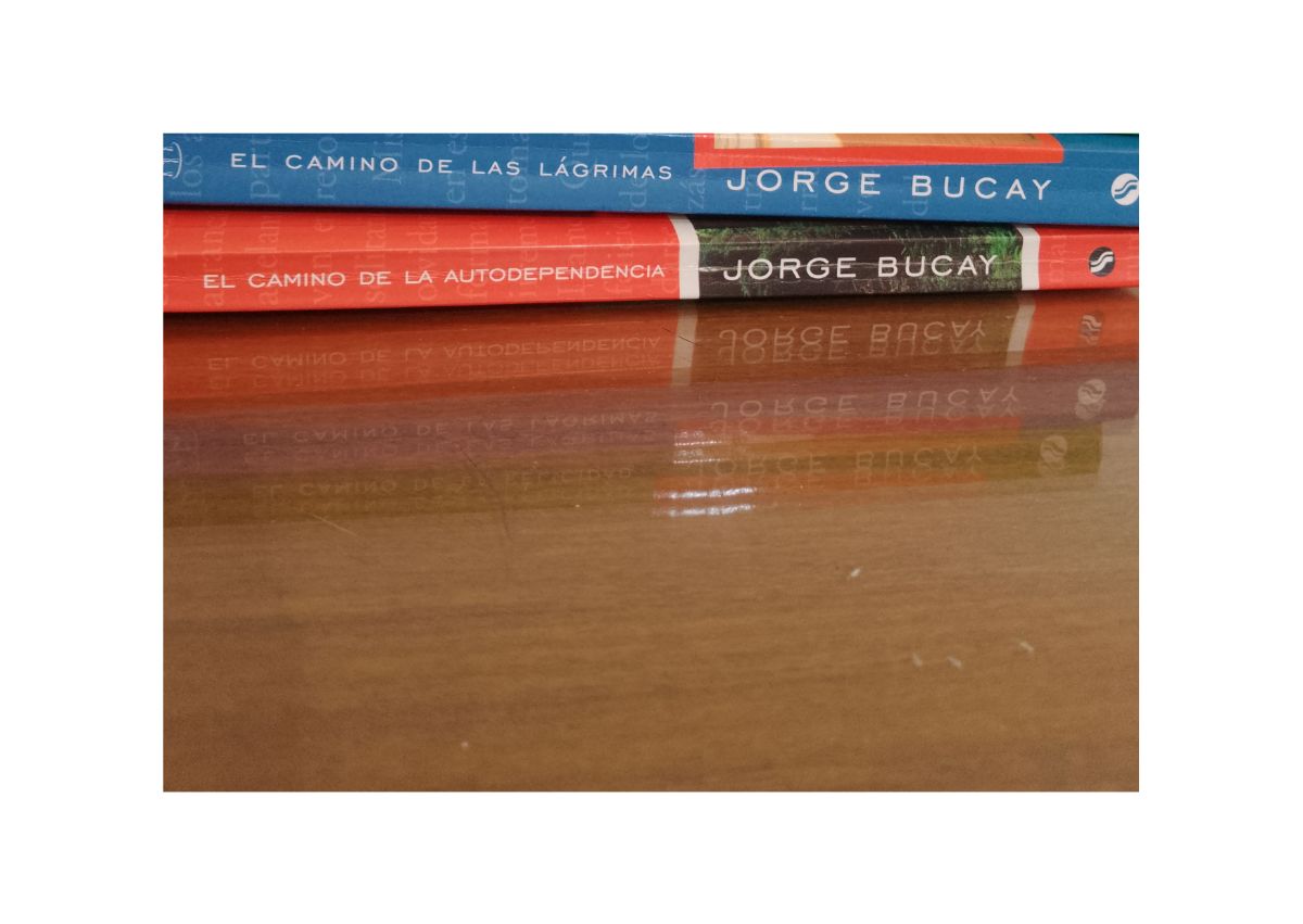 2 Libros de la Colección "Hojas de Ruta" de Jorge Bucay.