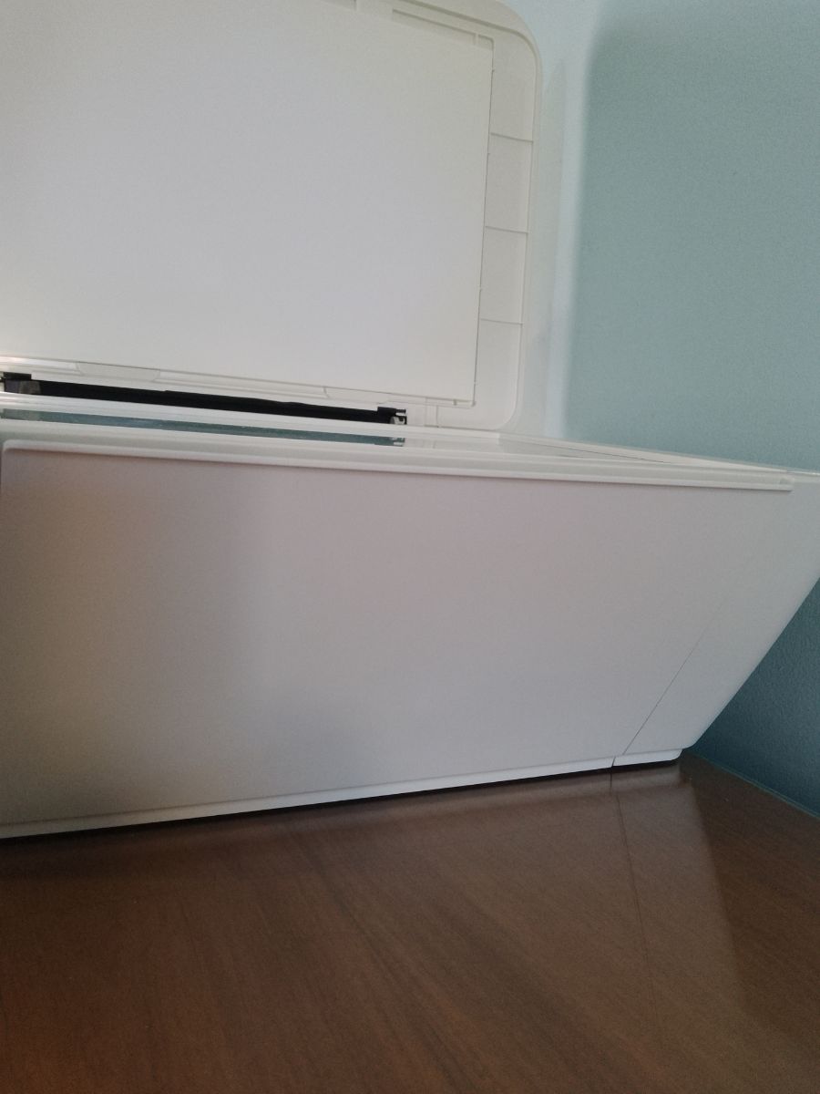 Impresora HP DESKJET INK ADVANTAGE 2540 All-in-one series. Todo en 1: imprime y escanea.