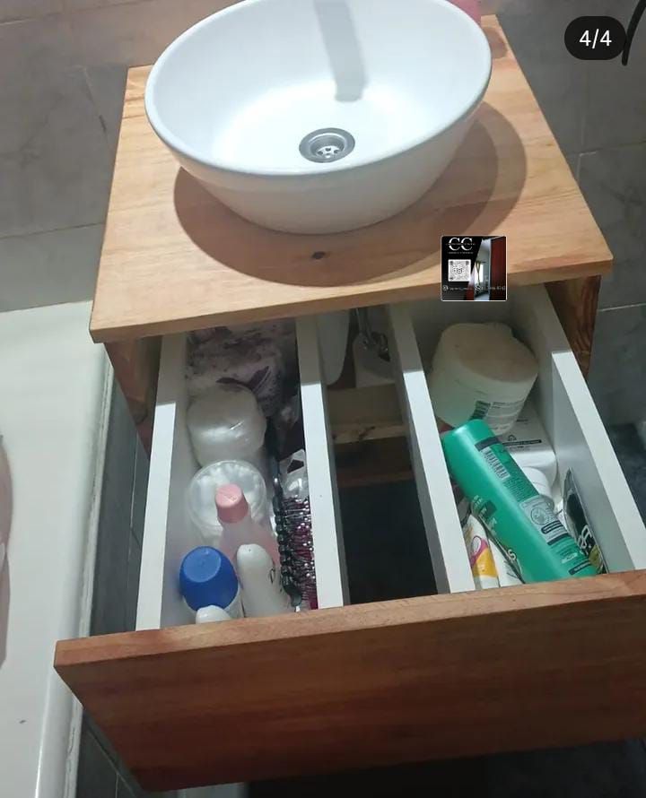 Vanitory en pino