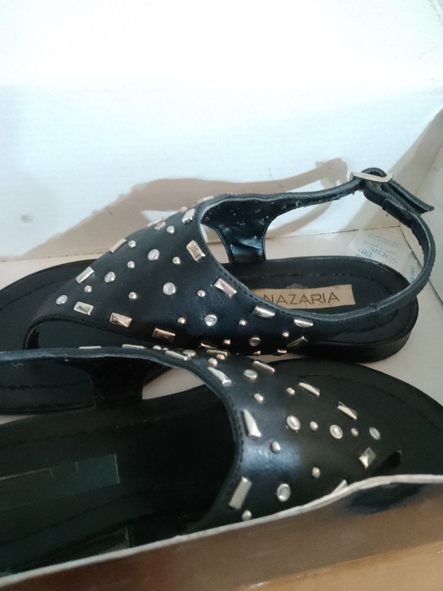 Lote de 4 pares de sandalias N*36 de Mujer.