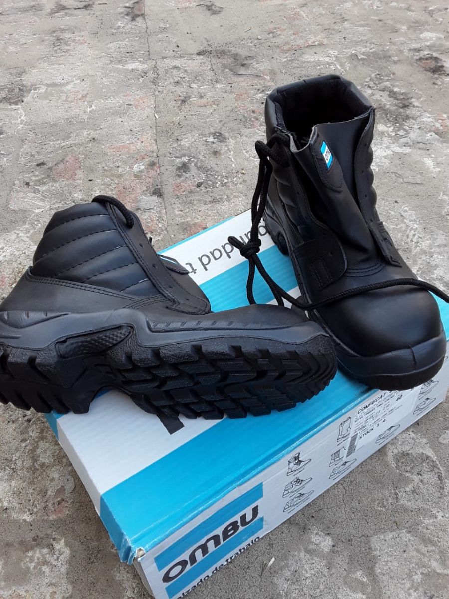 Borcegos ombu