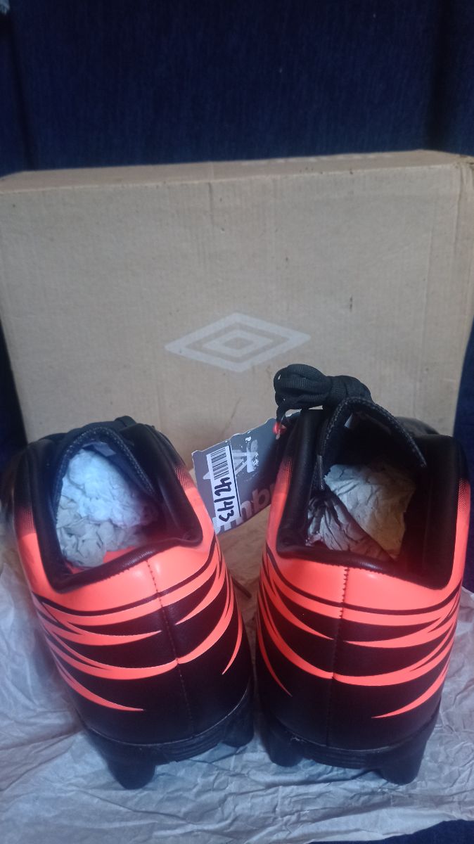 Botines Umbro pro