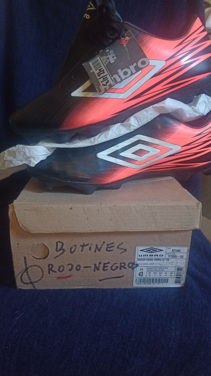 Botines Umbro pro