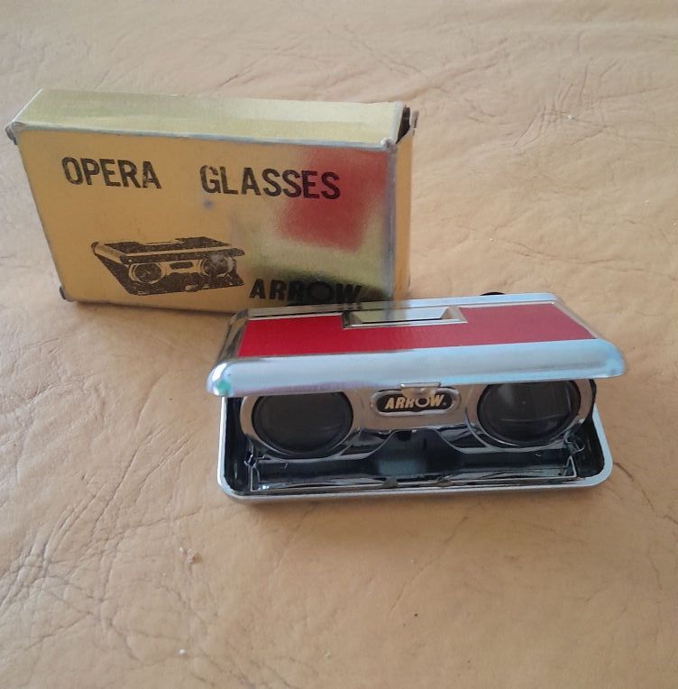 Largavista ARROW antiguo para teatro