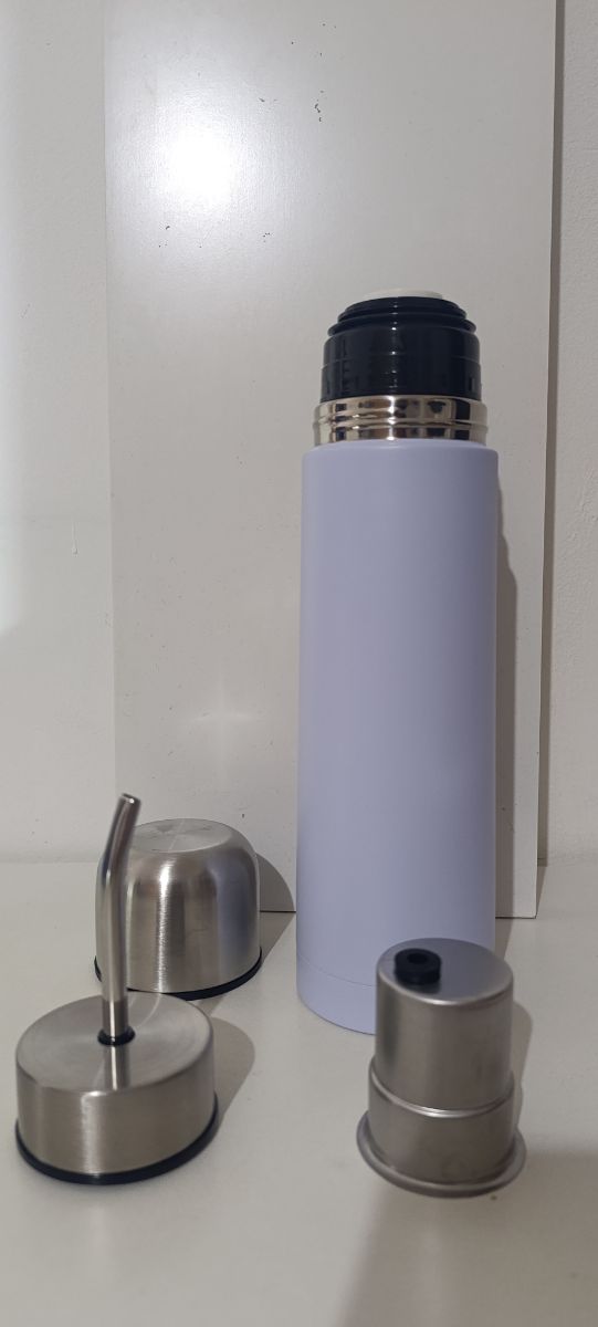 Termo mate autosevante de 750 ml de acero inoxidable capacidad nuevo sin uso en caja