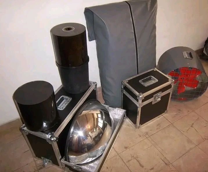 Cine portatil/planetario movil