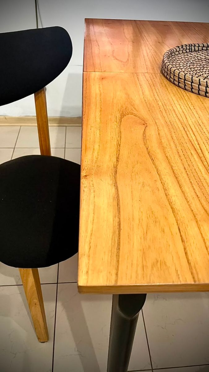 Juego de comedor (Mesa y sillas) en paraíso combinado con negro (mesa extensible + 6 sillas)