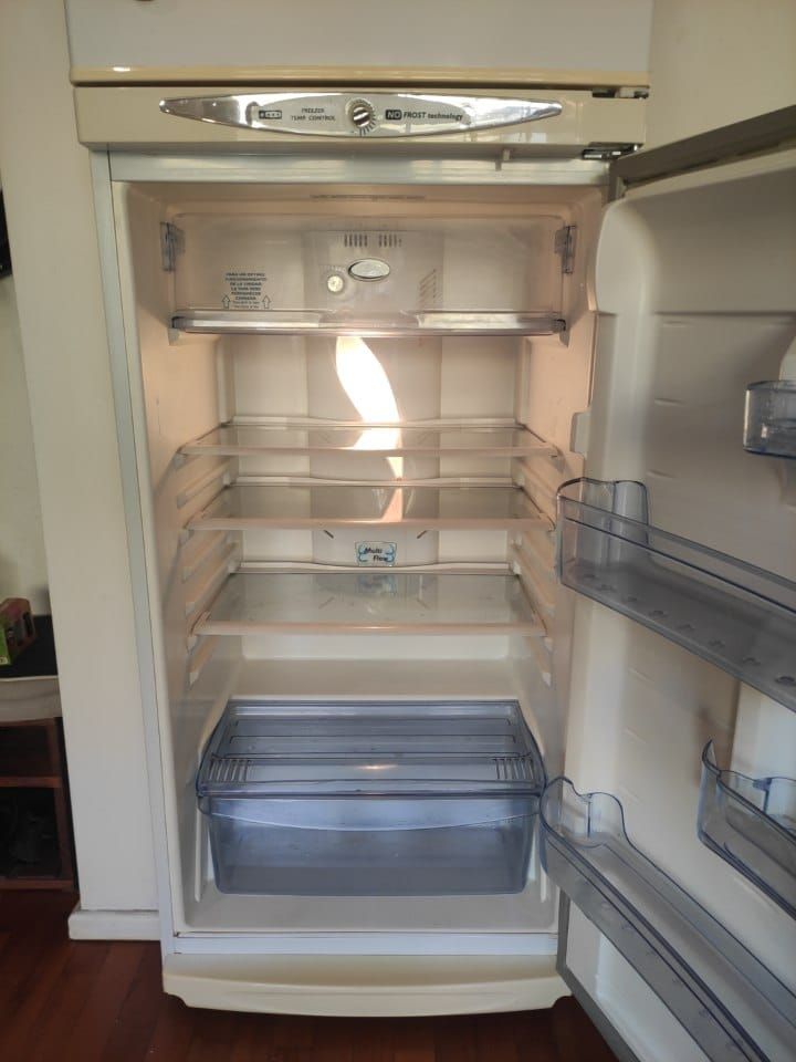 Heladera White Westinghouse W 328 Nf -usada Zona Palermo (Usado)