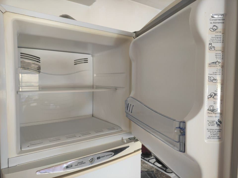 Heladera White Westinghouse W 328 Nf -usada Zona Palermo (Usado)