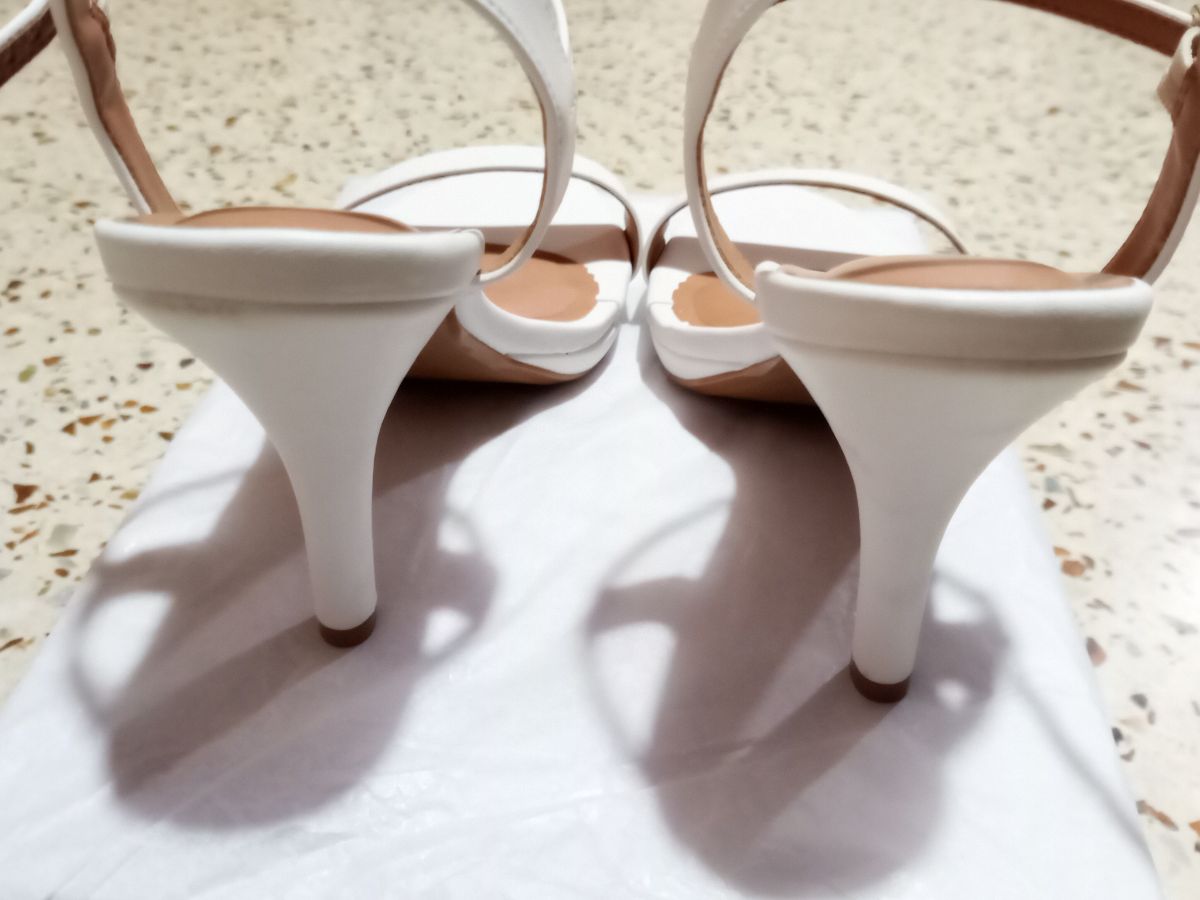 Zapatos Vizzano nuevos sin uso.