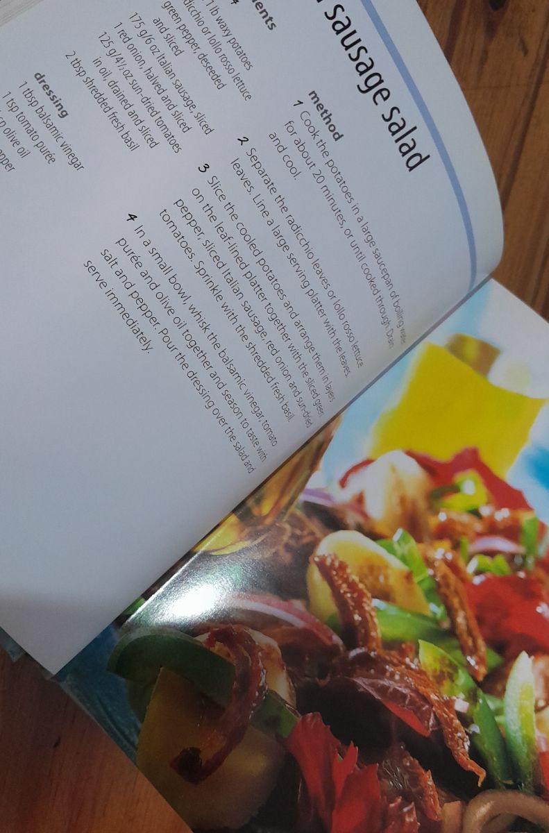 Libro "Potatoes 100 everyday recipes"