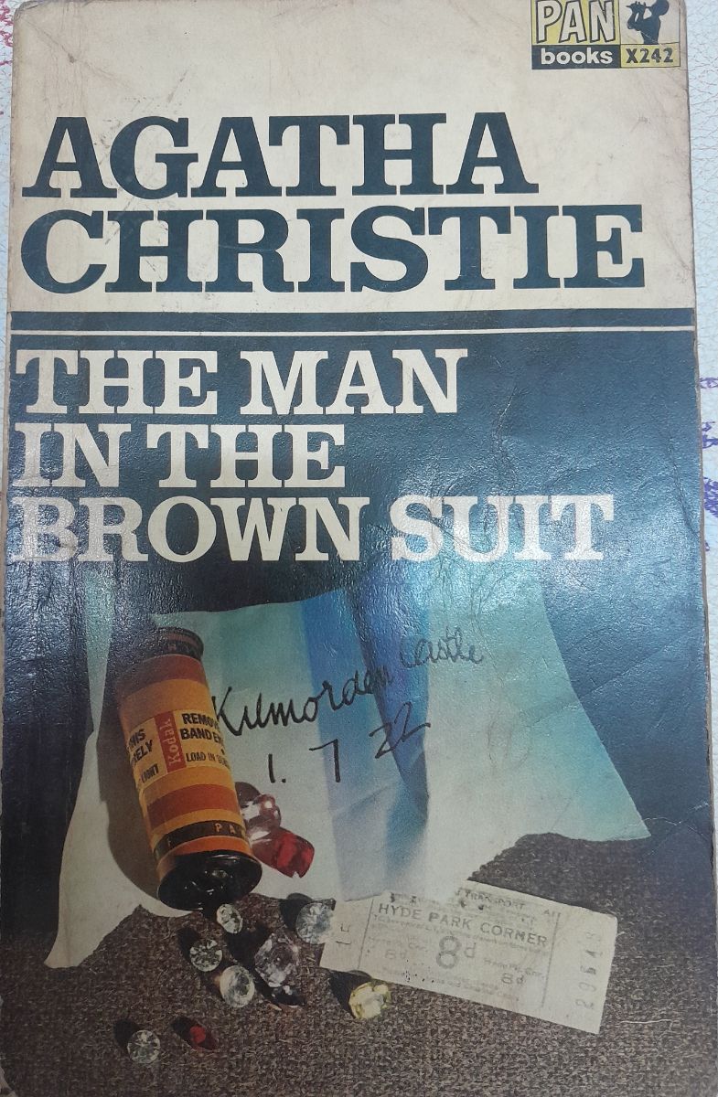 "The Man in The Brown Suit" de Agatha Christie