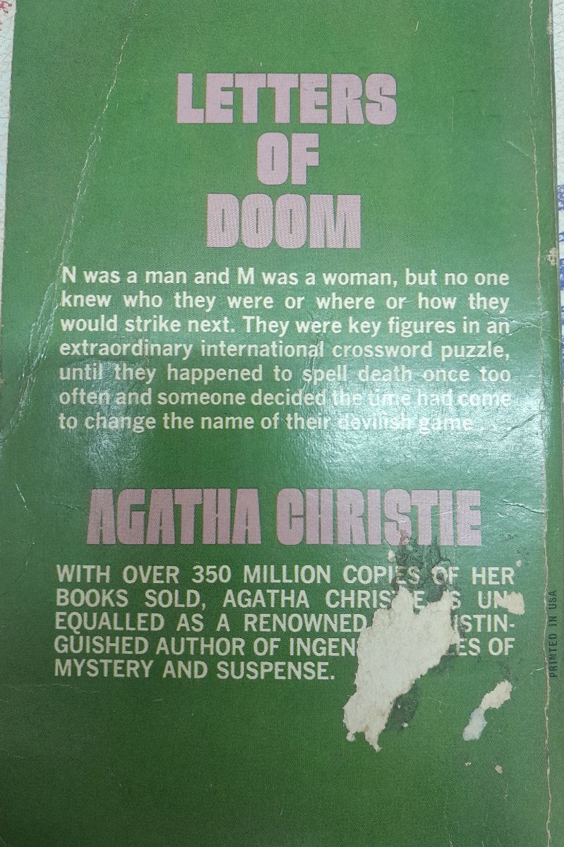 "N or M? (El Misterio de Sans Souci)" de Agatha Christie