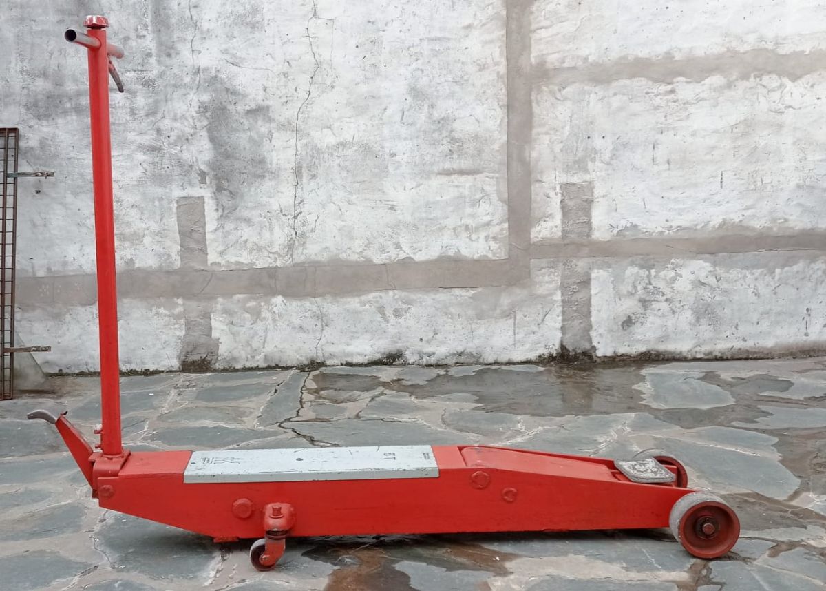 Crique carro largo pesado 5 toneladas Dos Muñecos