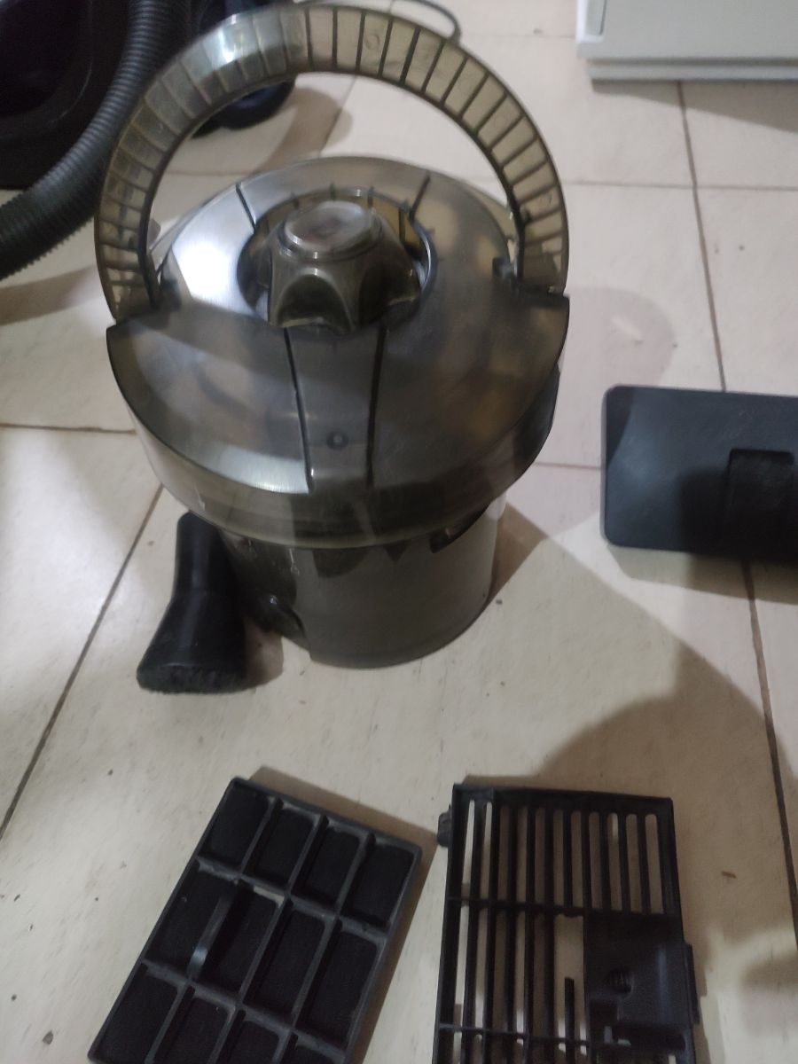 Aspiradora arma funcionando