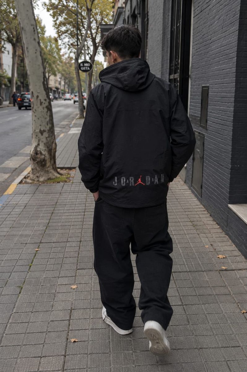 Rompeviento Jordan Importado
