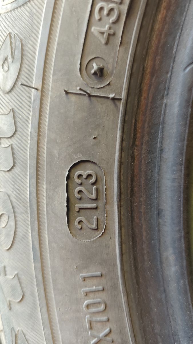 4 Cubiertas Firestone 175/65 R14 — Muy buen estado